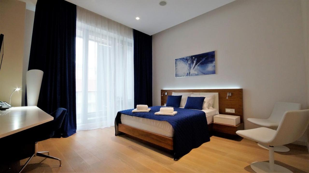 Condo Studio Plaza Budva Buitenkant foto
