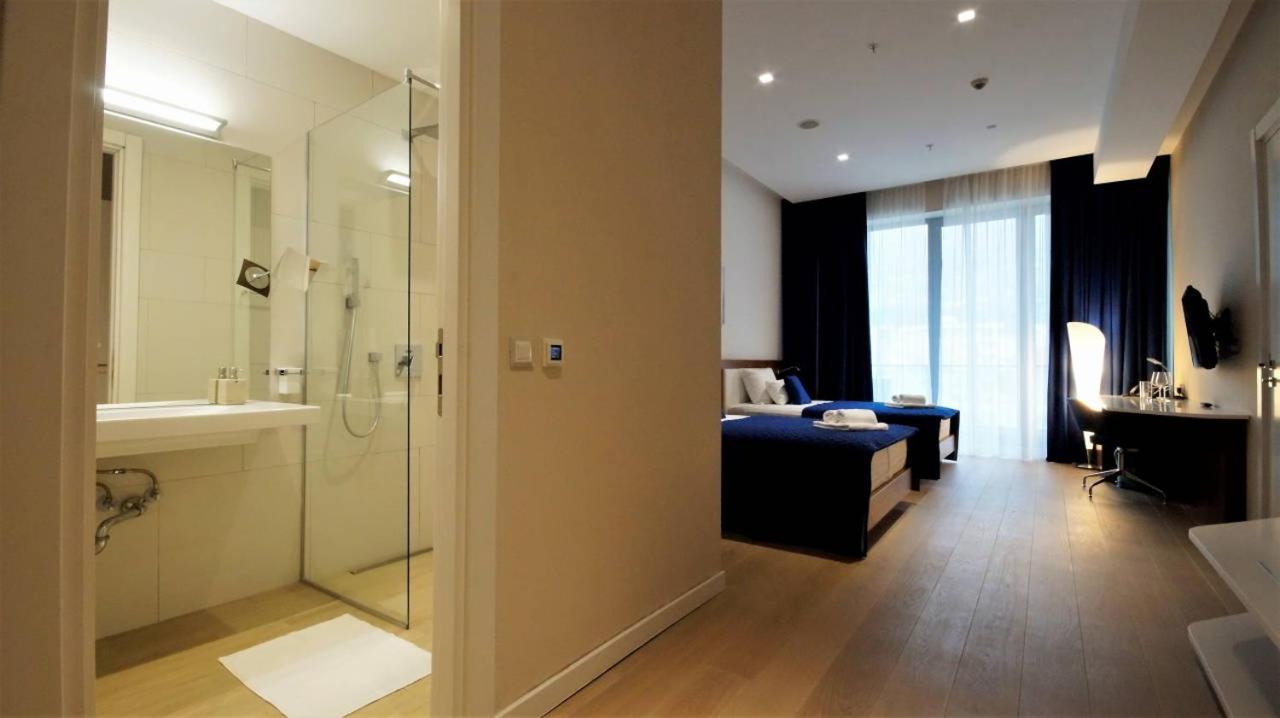 Condo Studio Plaza Budva Buitenkant foto